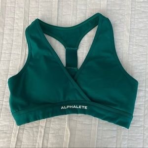 Alphalete Sports Bra Racerback Green, Size Medium